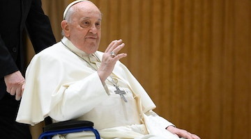 Roma, Papa Francesco all'ospedale Gemelli per una visita
