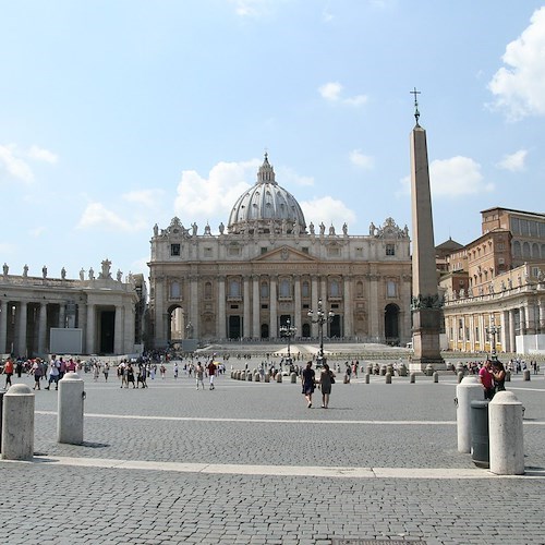 Angelus, Papa: "Ricordiamo mamme russe e ucraine che hanno perso figli"