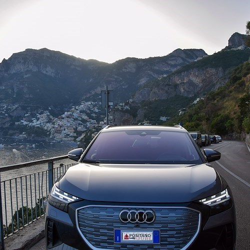 Audi Q4 e-tron in anteprima a Positano. Abbiamo visto il futuro: elettrizzante!