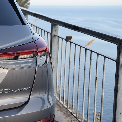Audi Q4 e-tron in anteprima a Positano. Abbiamo visto il futuro: elettrizzante!