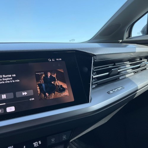 Audi Q4 e-tron in anteprima a Positano. Abbiamo visto il futuro: elettrizzante!