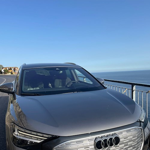 Audi Q4 e-tron in anteprima a Positano. Abbiamo visto il futuro: elettrizzante!