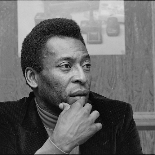 Brasile, il Santos non ritirerà la 10 di Pelé