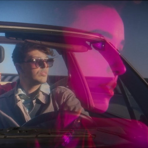 "Cabriolet Panorama" è il nuovo videoclip dei The Kolors