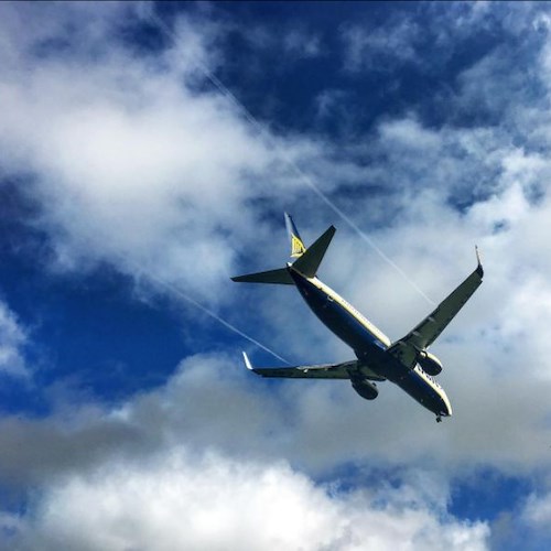 Cancellati 82 voli Ryanair, caos dovuto al calendario delle ferie dei piloti