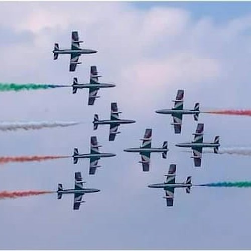 Centenario dell'Aeronautica Militare, Mattarella: "In volo verso il futuro"