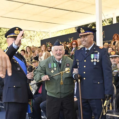 Centenario dell'Aeronautica Militare, Mattarella: "In volo verso il futuro"