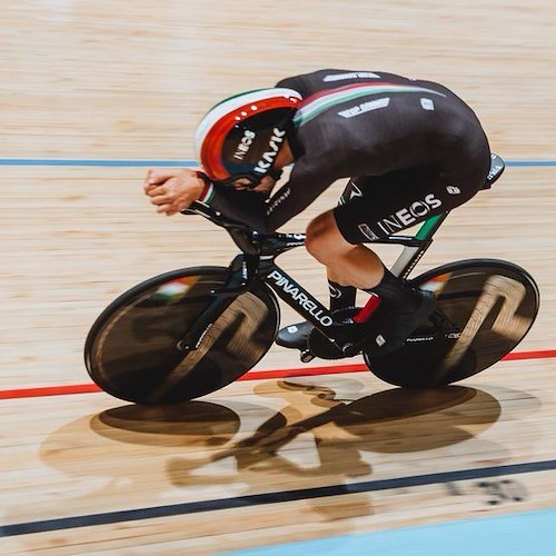 Ciclismo. E' di Filippo Ganna il nuovo record dell'ora: 56,792 km