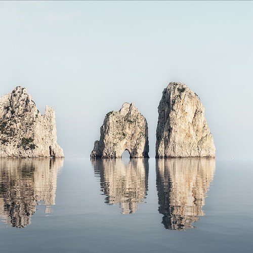 "Città Svelate": Laurent Dequick in mostra da YellowKorner