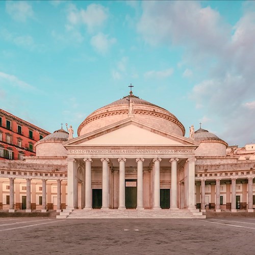 "Città Svelate": Laurent Dequick in mostra da YellowKorner