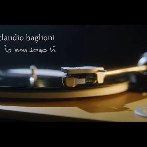 Claudio Baglioni. "Io non sono li" il video clip che anticipa l'album in uscita il 4 dicembre #inquestastoriacheèlamia