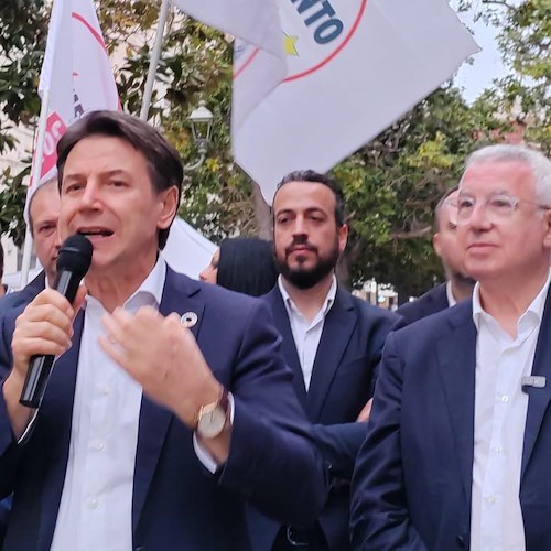 Decreto Lavoro, Conte: "Lo chiamerei decreto precariato"