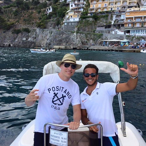 DJ Tiësto in barca a Positano