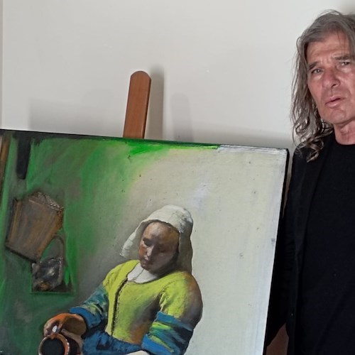 Il Pittore Fernando Mangone rievoca Vermeer per schierarsi dalla parte delle donne contro la violenza