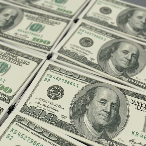 Banconote da 100 Dollari americani<br />&copy; Foto di 3D Animation Production Company da Pixabay