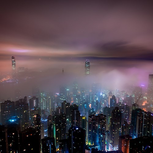 Hong Kong, precipita dal grattacielo l'acrobata Remi Enigma Lucidi