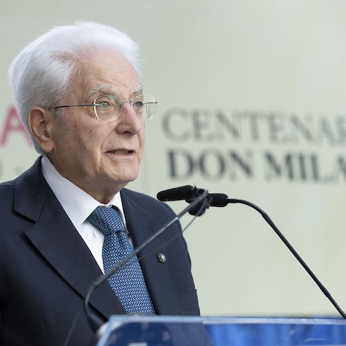 I 100 anni dalla nascita di Don Lorenzo Milani. Mattarella: "Scuola di tutti e per tutti"