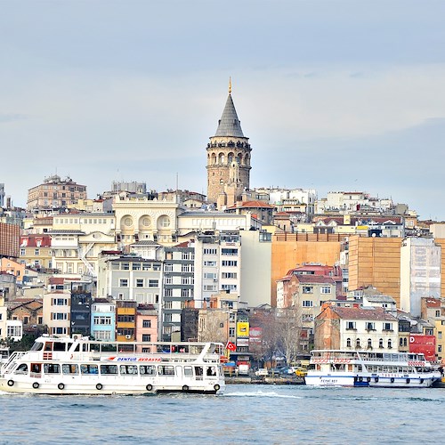 Istanbul<br />&copy; Foto di oktay karataşoğlu da Pixabay