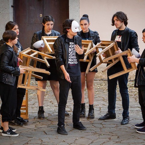 L'opera lirica entra nella rassegna "Chi è di scena?" de La Scuola sull'Albero