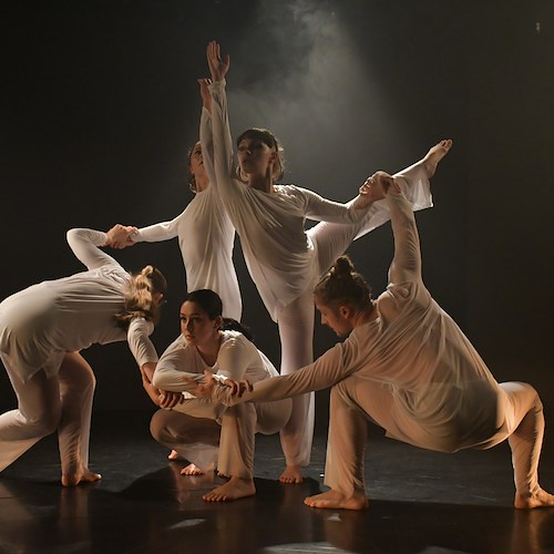 La compagnia internazionale Mandala Dance Company presenta tre spettacoli all’interno di Festival Dancescreen in the land 2022