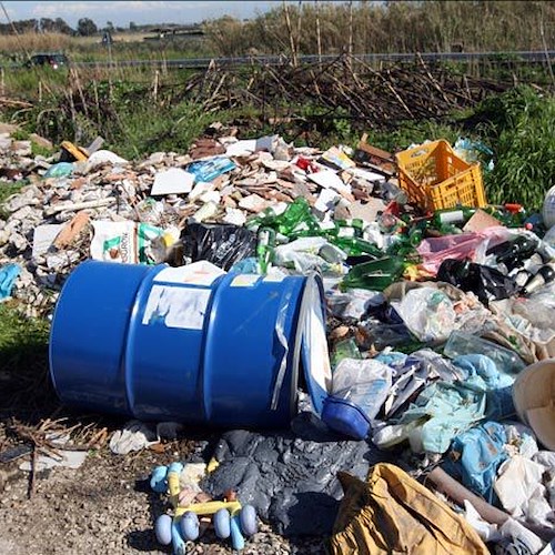 Latina: scoperta discarica abusiva di rifiuti tossici, 22 arresti