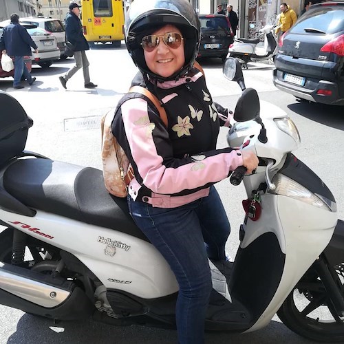 Maiori, Rosa D'Uva tra le prime infermiere professionali della Costa d'Amalfi ad essere vaccinata /Foto