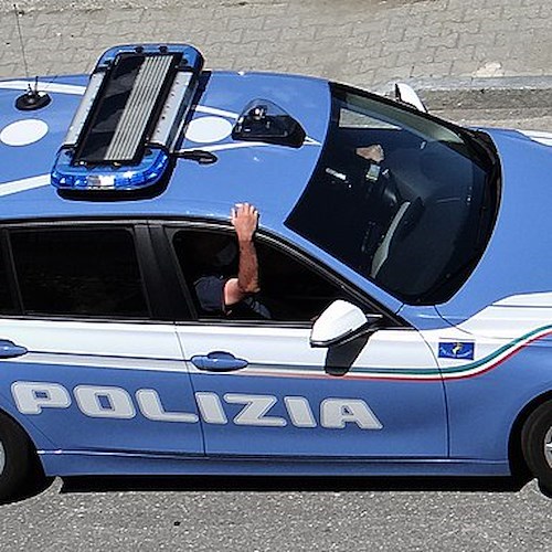 Polizia<br />&copy; Commons Wikimedia