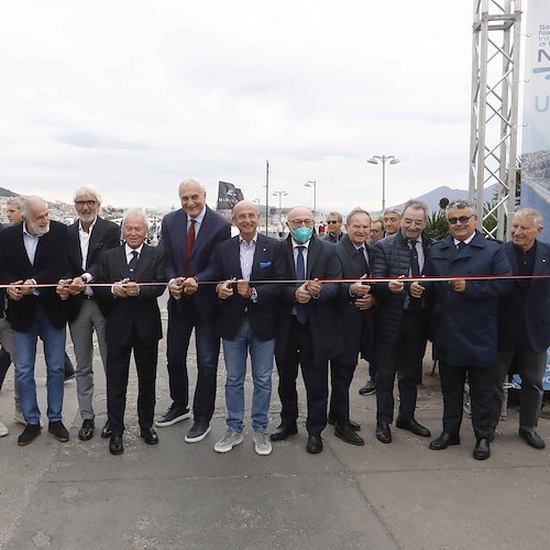 Napoli. Apre il 36° Navigare al molo Luise, il problema resta l’assenza degli ormeggi