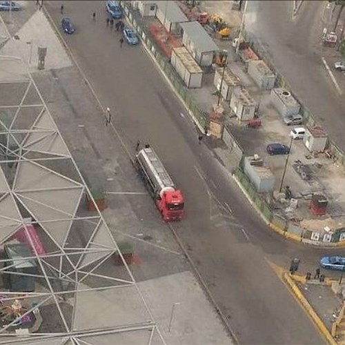 Napoli, paura attentati: autista polacco lascia camion incustodito e scatta l'allarme