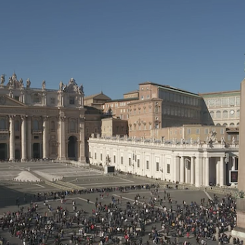 Papa Francesco: "Mentre c'è chi muore di fame, sprechiamo 1/3 della produzione alimentare totale"