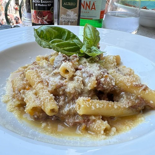 Pausa pranzo d'autore al "D'Aiello", il ristorante gourmet dell'Hotel Savoia a Positano