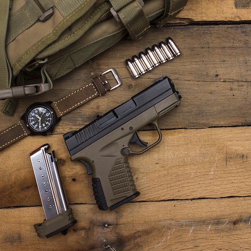 Pistola<br />&copy; Foto di Josh Snader da Pixabay