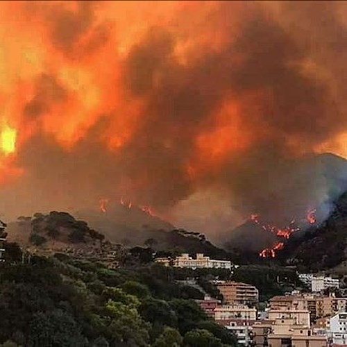 Roghi estivi: due morti in Calabria, in un mese è stata bruciata la stessa quantità di terreno di tutto il 2016
