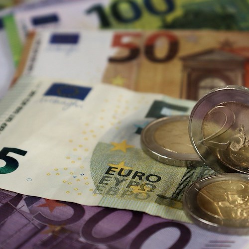 Euro<br />&copy; Foto di Gerd Altmann da Pixabay