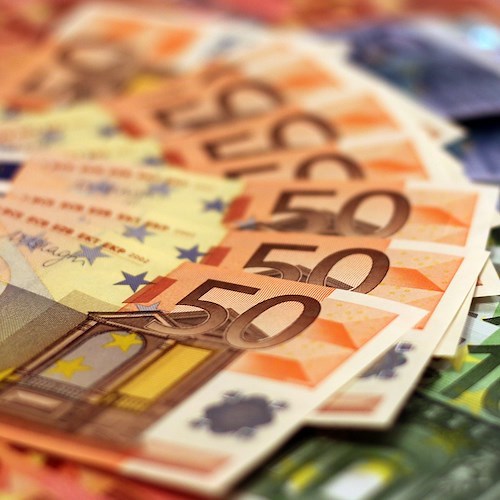 Salario minimo, opposizione lancia petizione online. Lega: "Non serve"