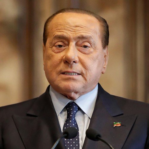 San Raffaele, giornata tranquilla per Berlusconi mentre Forza Italia si interroga sul suo futuro