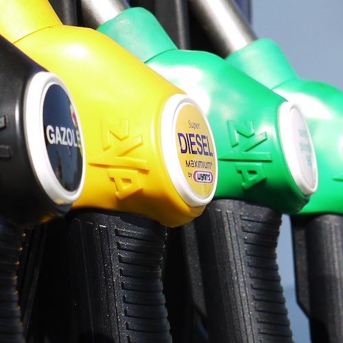 Sciopero benzinai, Berlusconi: "Gestori non sono responsabili aumenti"