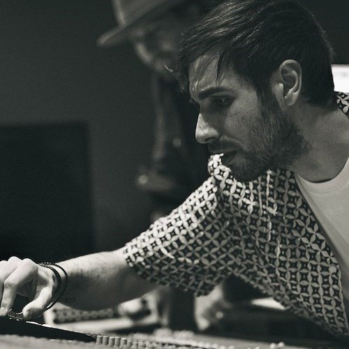 Stati d’animo e d’accordo è il nuovo singolo di Antonio Maggio che anticipa l’album in uscita nel 2023
