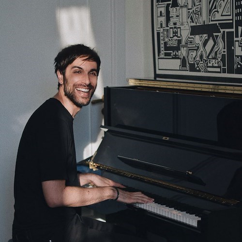 Stati d’animo e d’accordo è il nuovo singolo di Antonio Maggio che anticipa l’album in uscita nel 2023