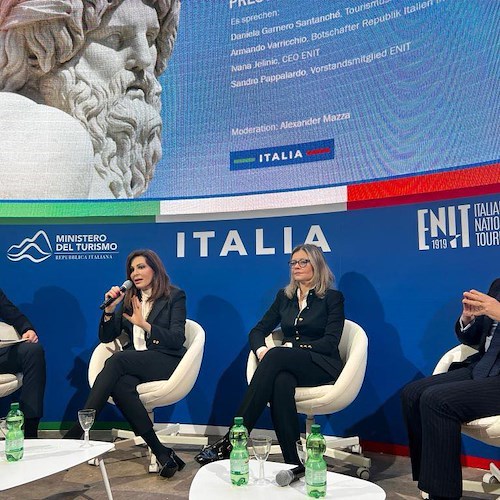 Turismo, Santanché: "Può diventare ascensore sociale per tanti giovani"