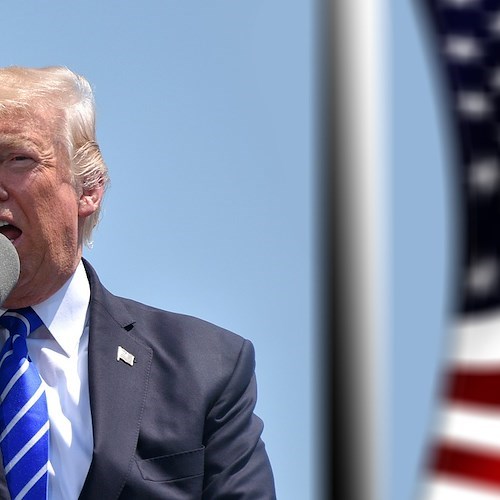 Usa, Trump incriminato per la vicenda della ex pornostar Stormy Daniels