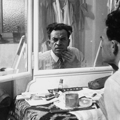 “Viva Viviani”, l’universo artistico e umano del grande autore nel documentario dei fratelli Martone